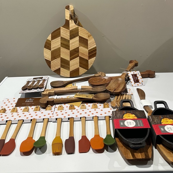 🌸NEW 25 Pieces Wood Kitchen tools from Hobby Lobby NWT. - Picture 2 of 14